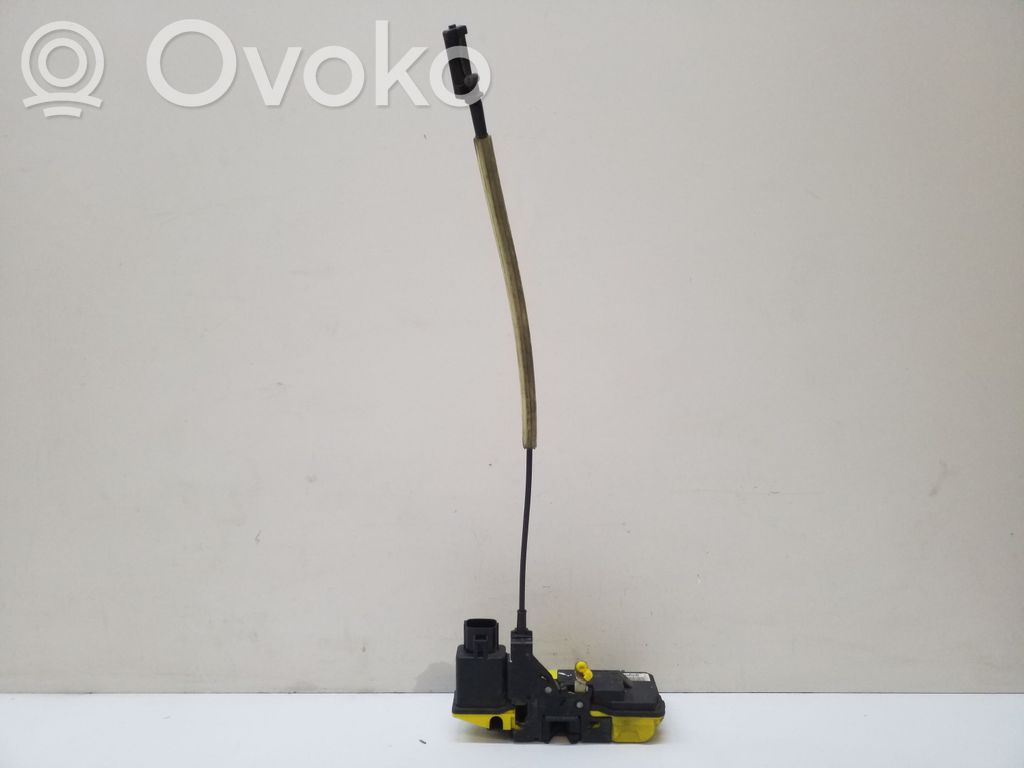 Volvo XC70 Zamek drzwi tylnych 