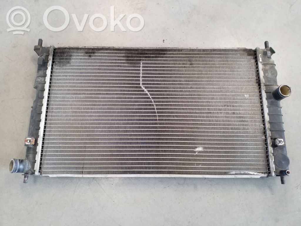 Saab 9-5 Dzesēšanas šķidruma radiators 