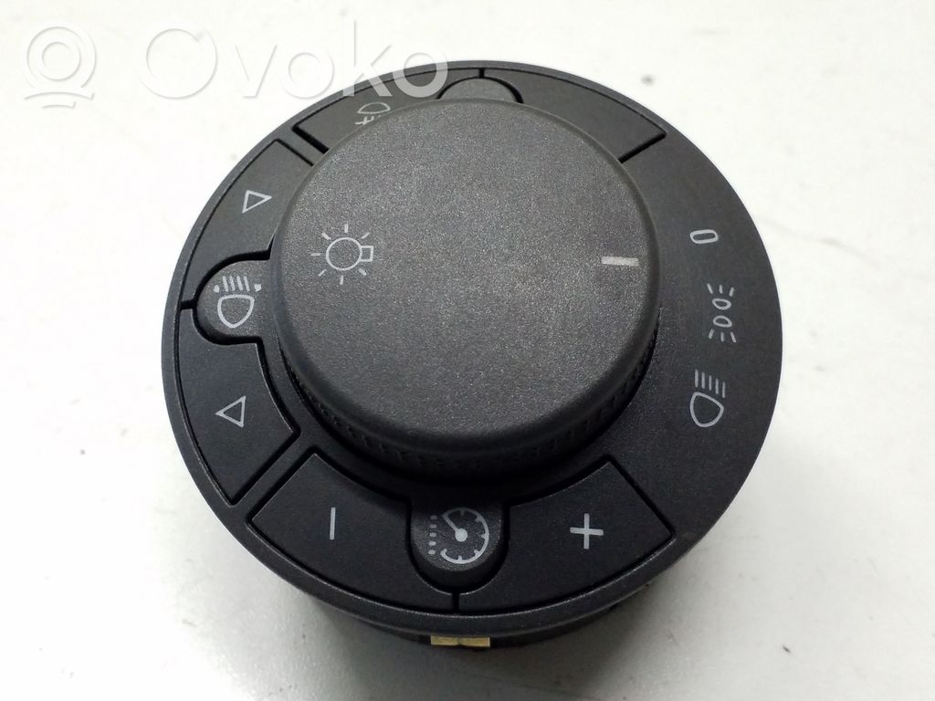 Opel Corsa D Light switch 