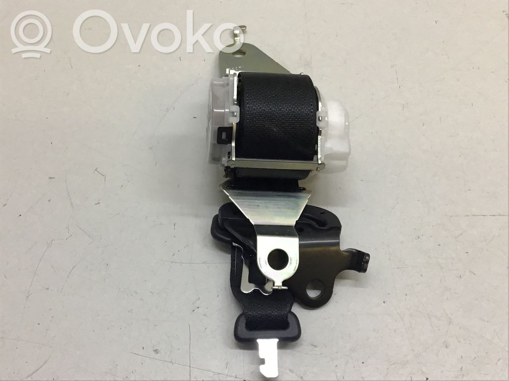Lexus NX Cinturón medio (trasero) 