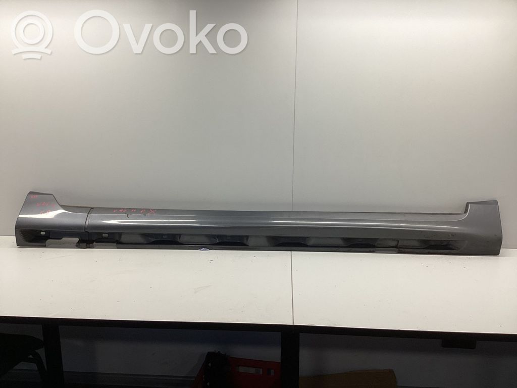 Volvo V70 Sill 
