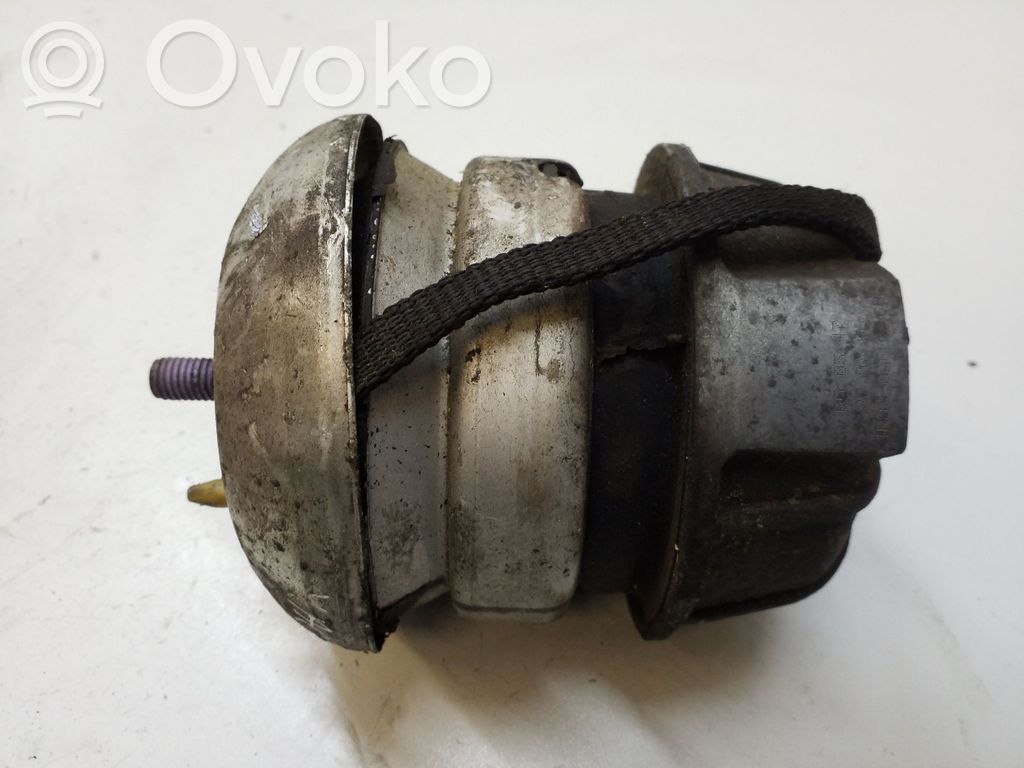 Jaguar S-Type Engine mount bracket 