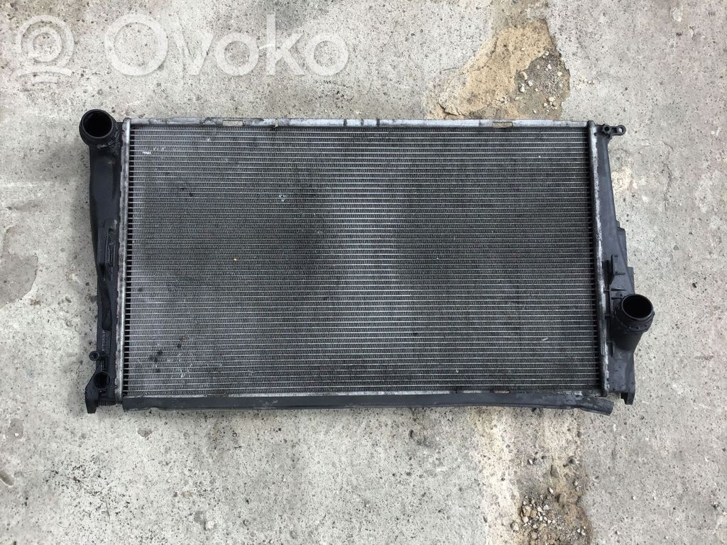 BMW 3 E92 E93 Aušinimo skysčio radiatorius 