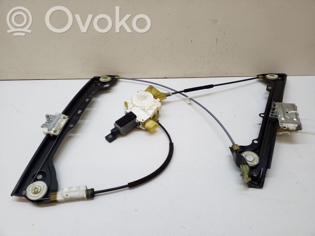 BMW 3 E92 E93 Front door window regulator with motor 