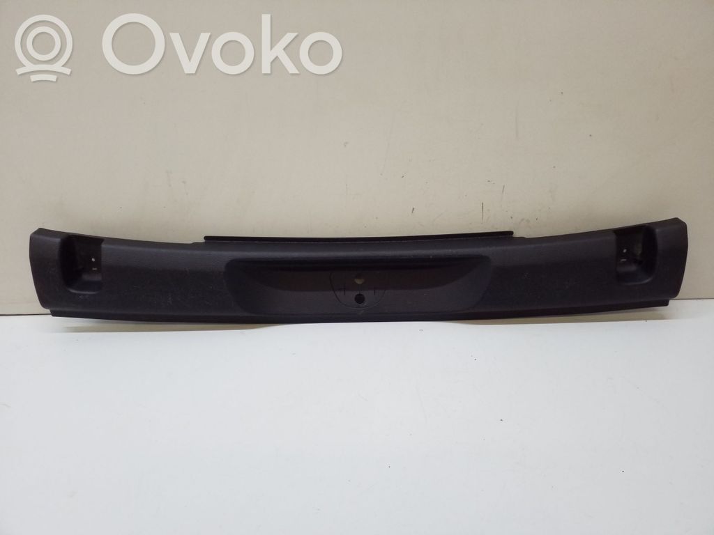 Jeep Cherokee KL Osłona pasa bagażnika 