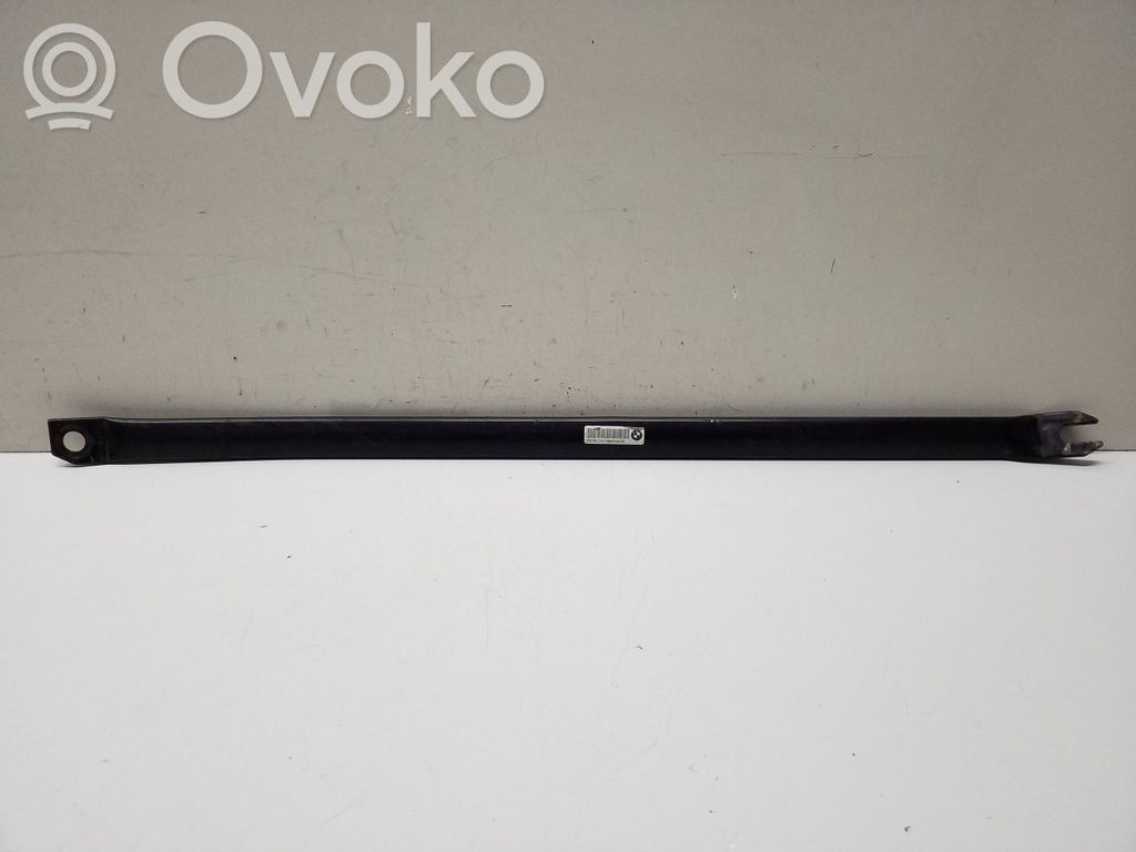 BMW 1 E81 E87 Muu moottoritilan osa 