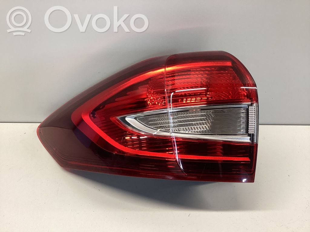 Ford C-MAX II Rear/tail lights 