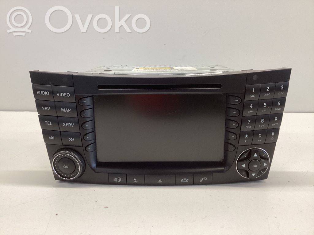 Mercedes-Benz CLS C219 Unitate principală radio/CD/DVD/GPS 
