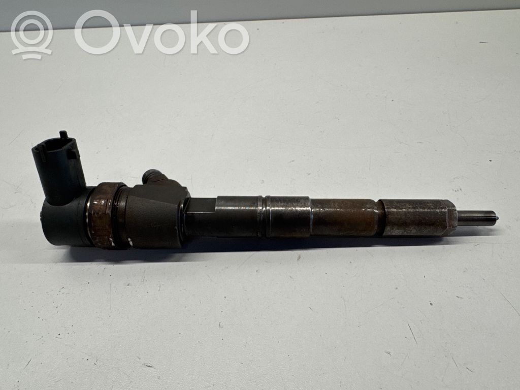 Inyector de combustible   0445110327