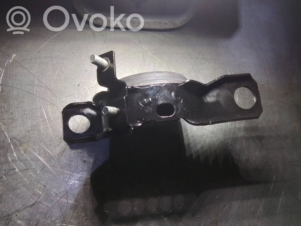 Mitsubishi Outlander Kardano pakabinamas guolis 