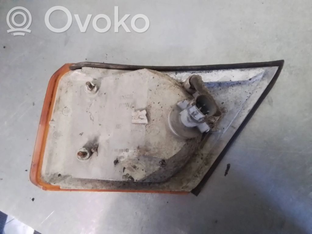 Iveco Daily 30.8 - 9 Frontblinker 