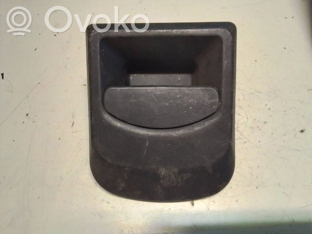 Iveco Daily 35 - 40.10 Manecilla externa puerta delantera 