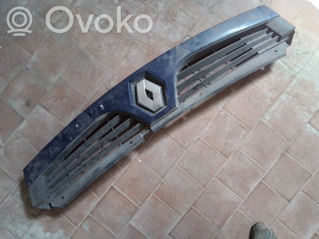 Renault Master II Front grill 