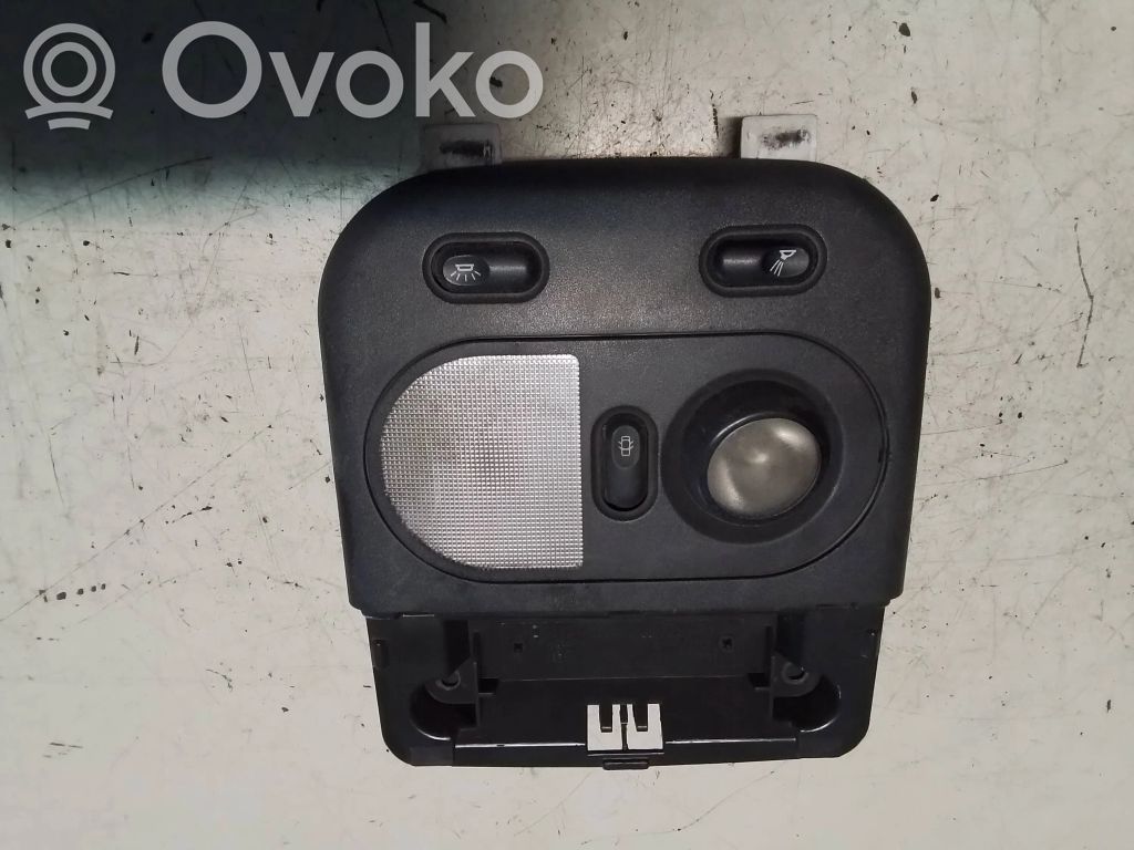 Iveco Daily 35 - 40.10 Luz del asiento delantero 