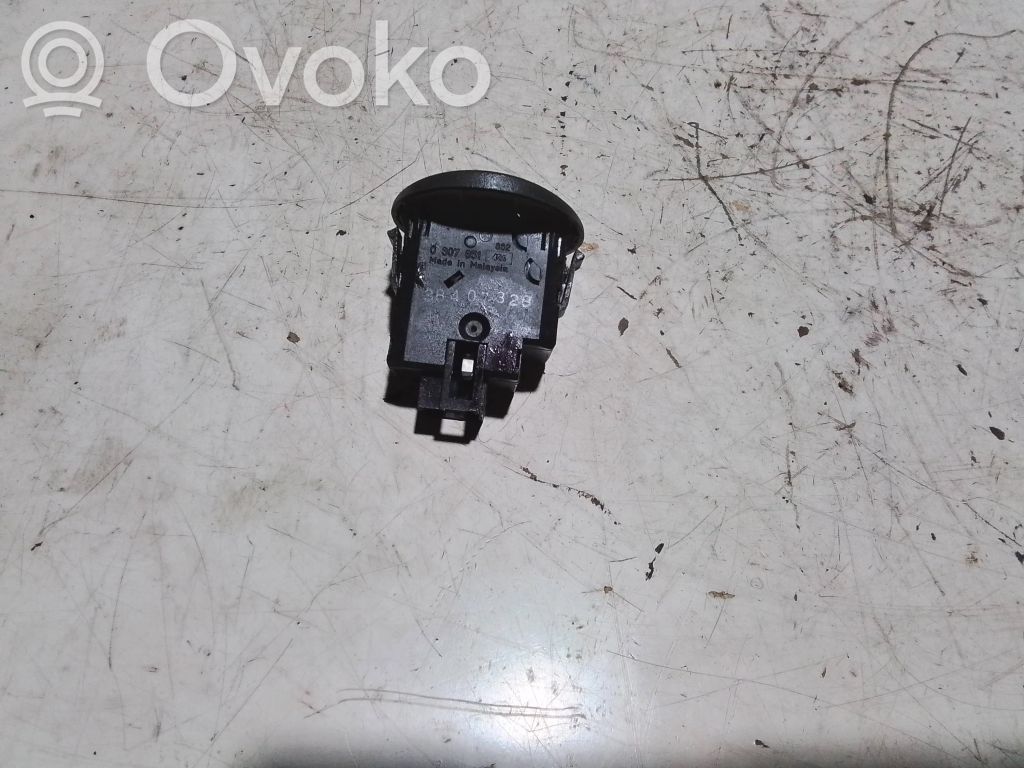 Iveco Daily 35 - 40.10 Headlight level height control switch 