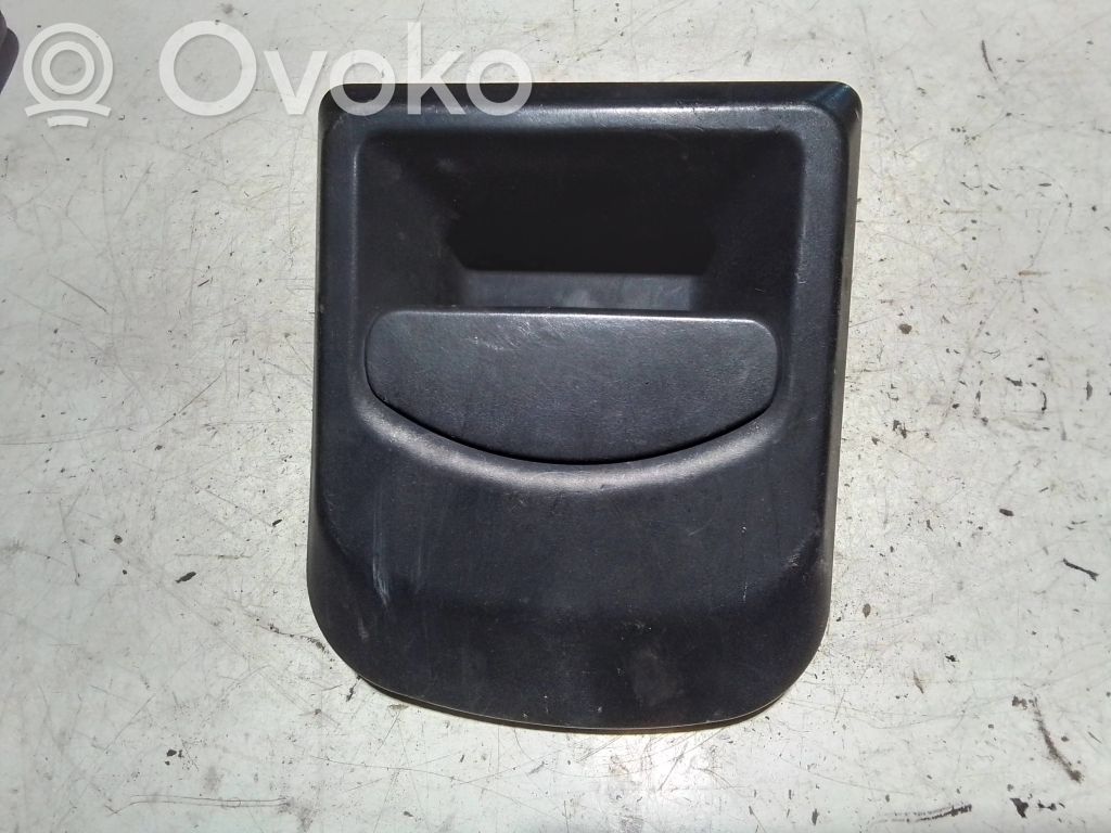 Iveco Daily 35 - 40.10 Manecilla externa puerta delantera 