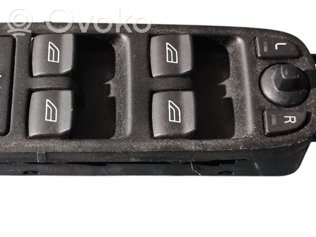 Volvo S40 Electric window control switch 