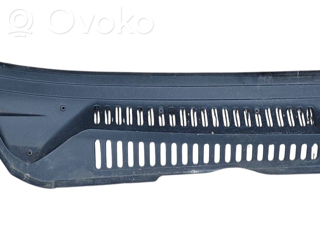 Peugeot Boxer Wiper trim 