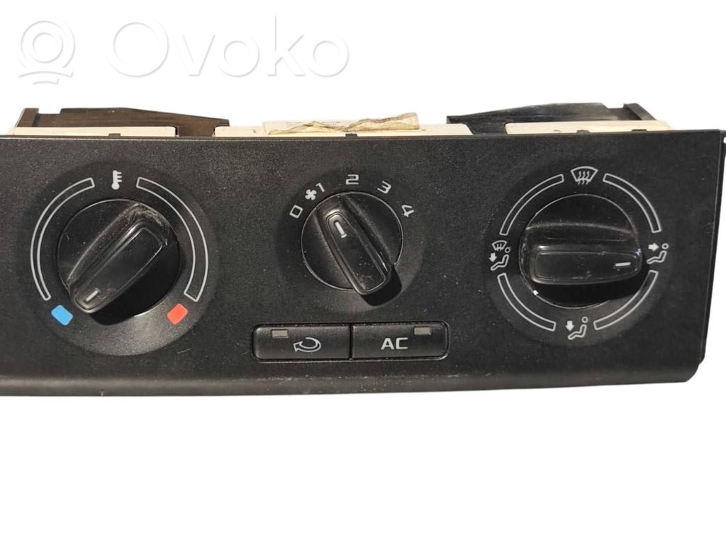 Panel klimatyzacji   5J0820045D,901516720001