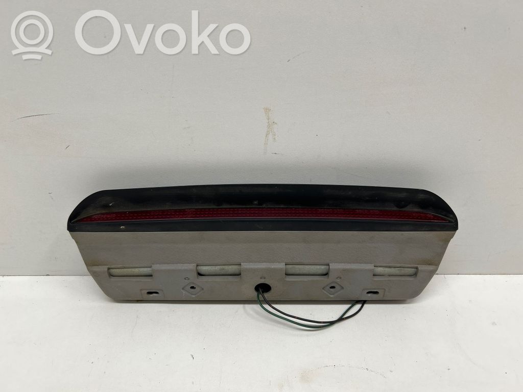 Subaru Impreza II Third/center stoplight 
