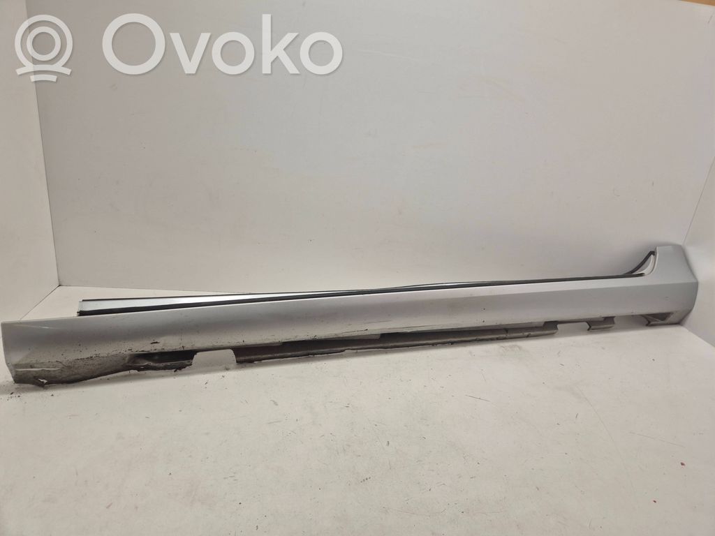 Volvo V60 Slenkstis 