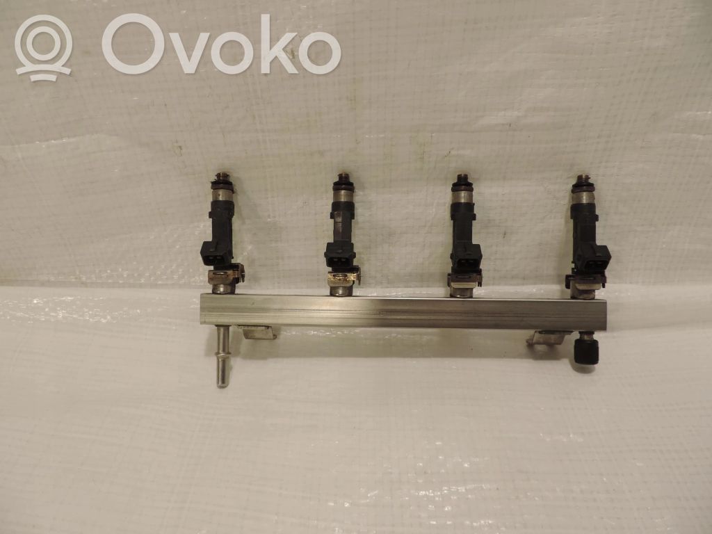 Opel Corsa D Tubo principal de alimentación del combustible 
