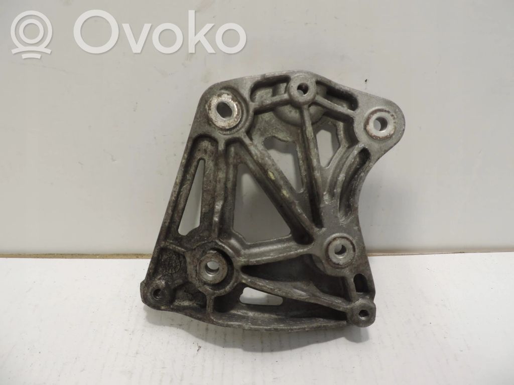 Opel Antara A/C compressor mount bracket 