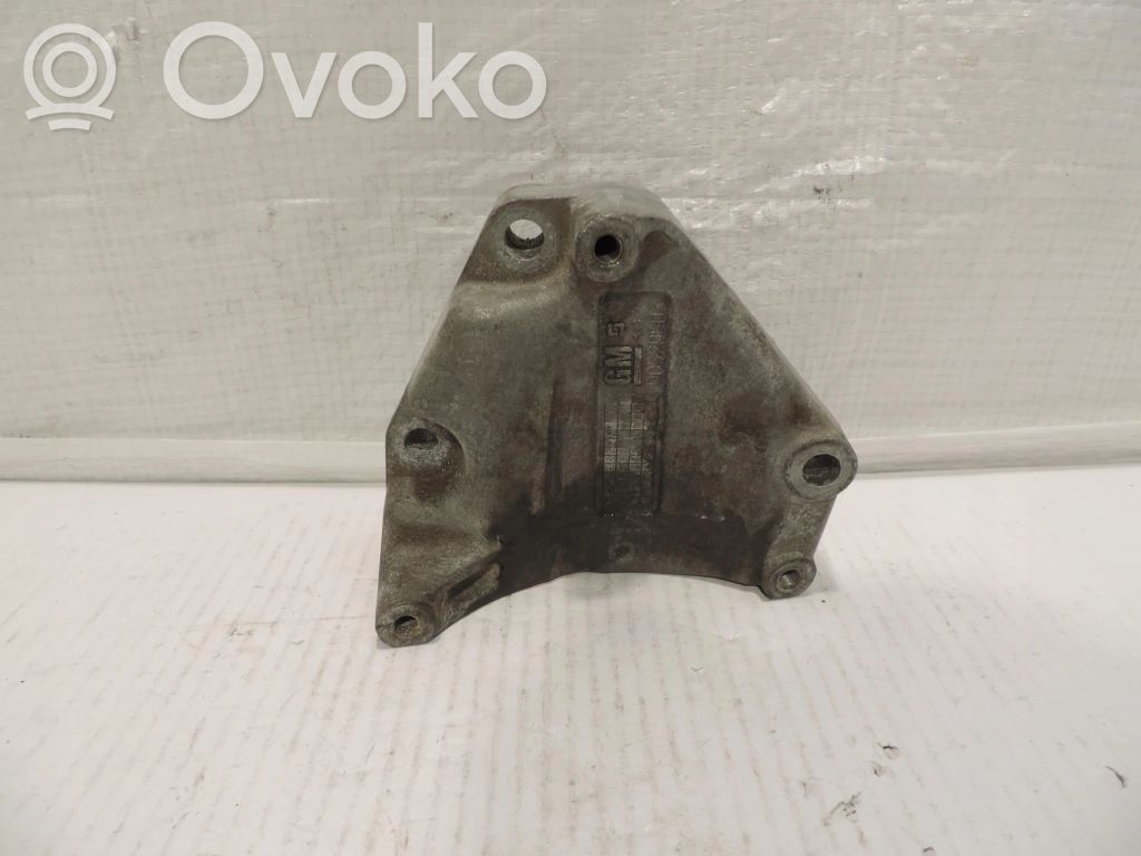 Opel Astra H A/C compressor mount bracket 