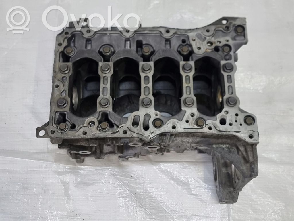 Opel Astra K Engine block 
