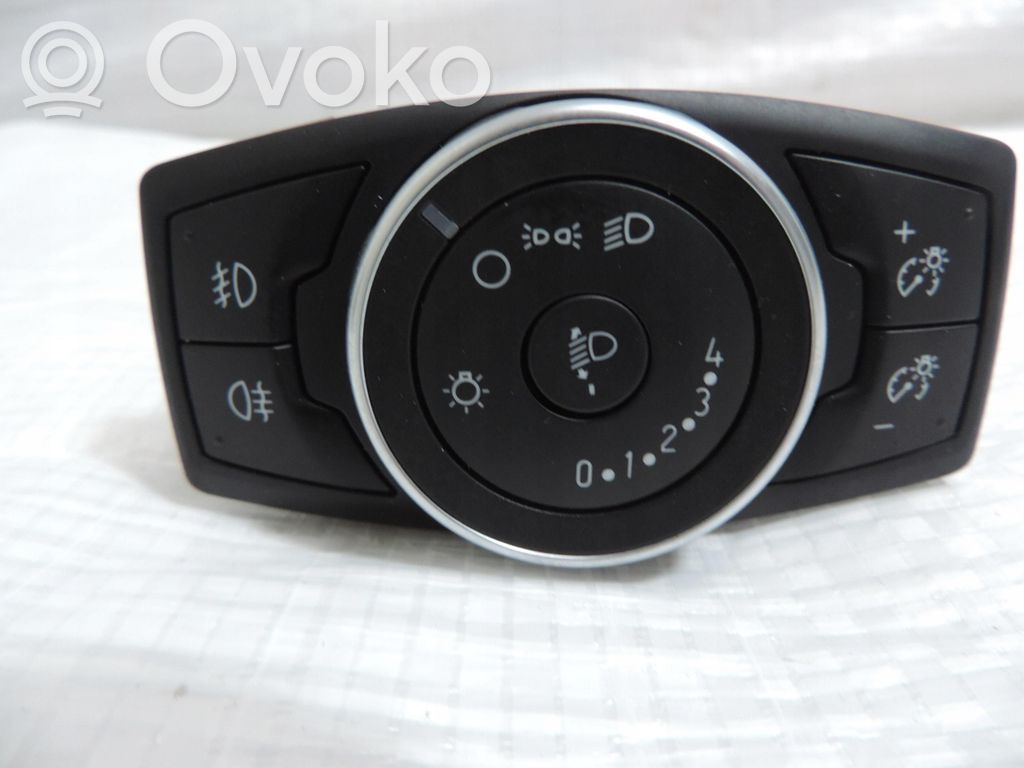 Ford Focus Lukturu slēdzis 