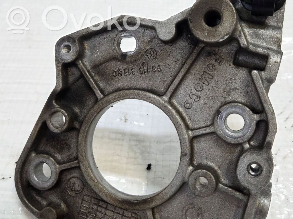 Ford Kuga III Generator/alternator bracket 