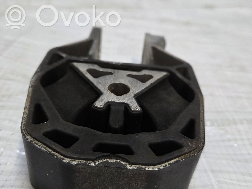 Ford C-MAX II Engine mount vacuum valve 
