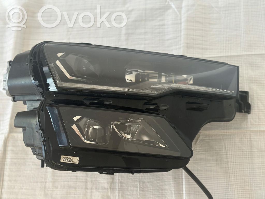 Skoda Karoq Priekšējais lukturis 