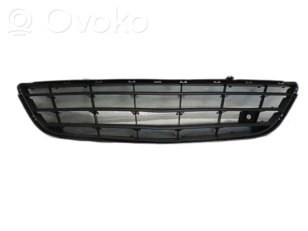 Opel Corsa D Kratka dolna zderzaka przedniego 