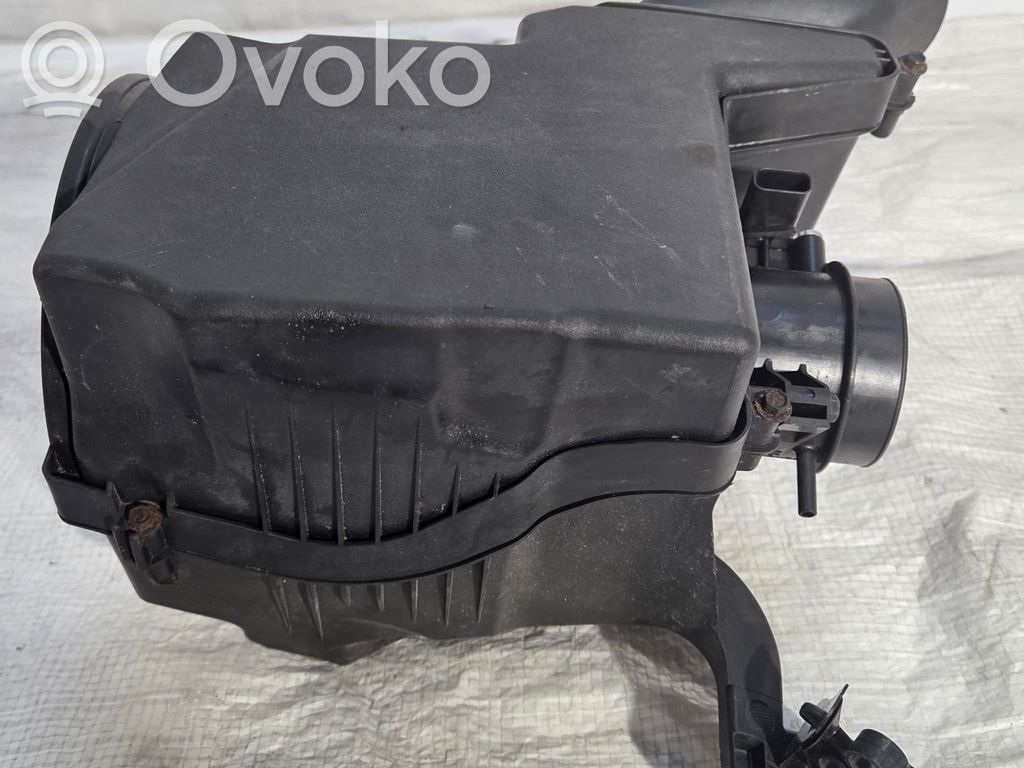Ford C-MAX II Air filter box 