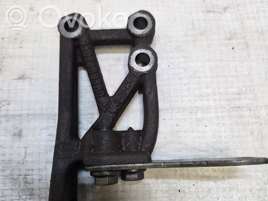 Ford Edge II Engine mount bracket 