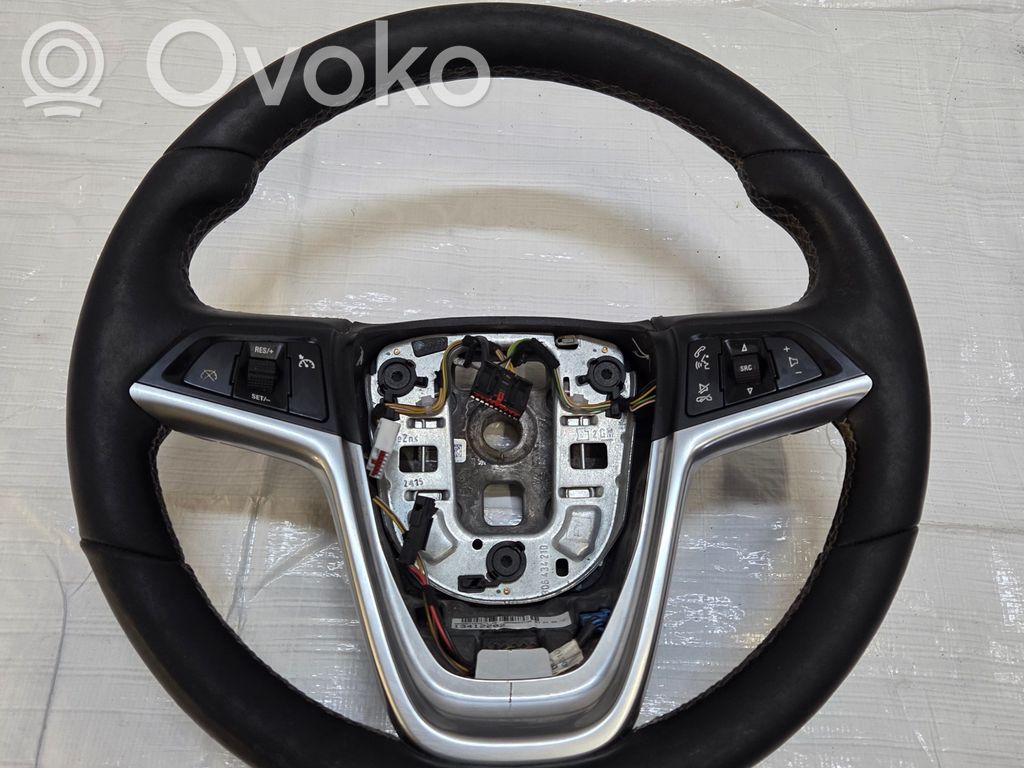 Opel Meriva B Ohjauspyörä 