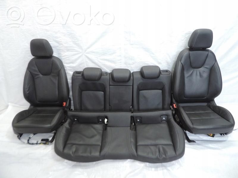 Opel Astra K Sėdynių komplektas 