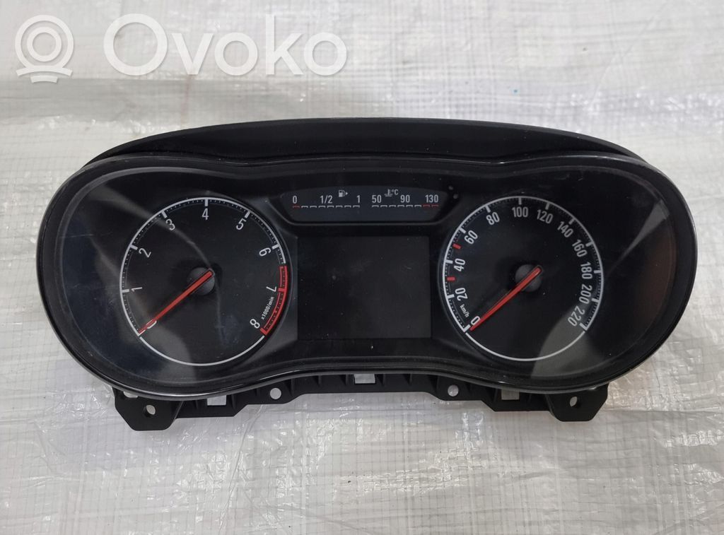 Opel Corsa E Speedometer (instrument cluster) 