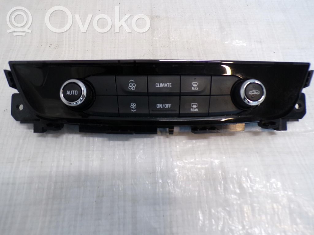 Opel Insignia B Climate control unit 