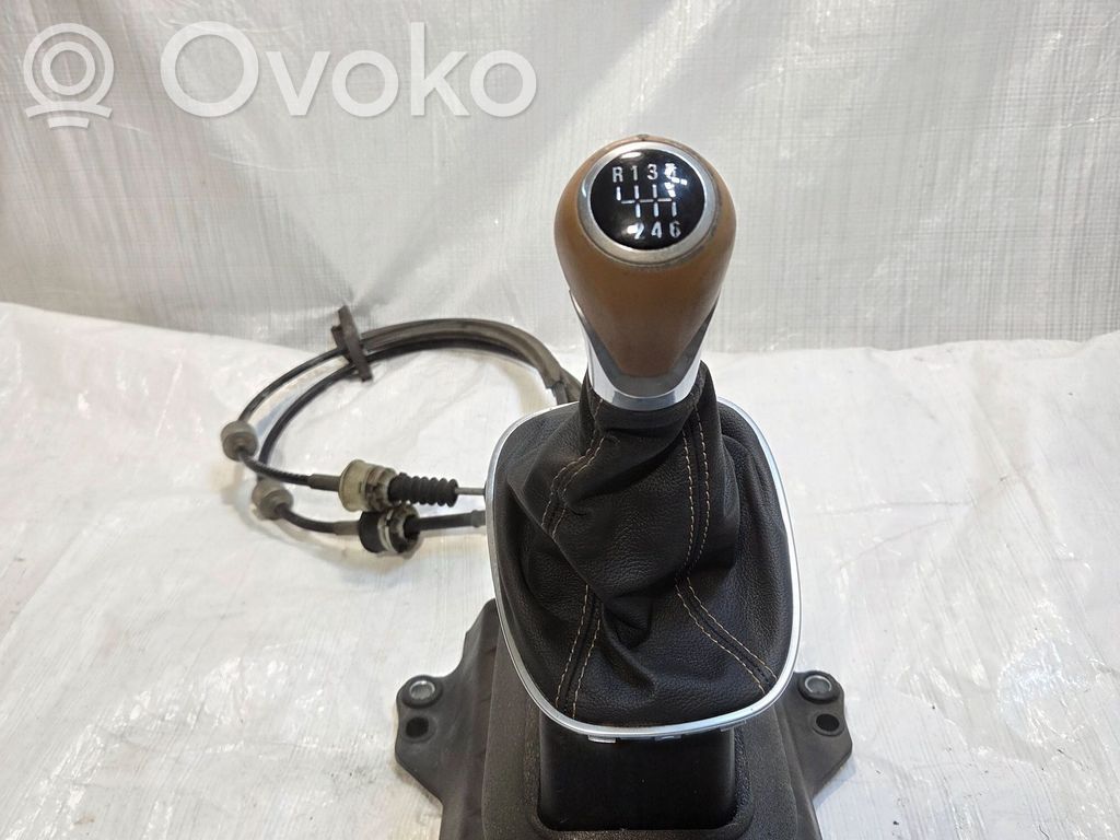 Gear selector   55199360,55347447