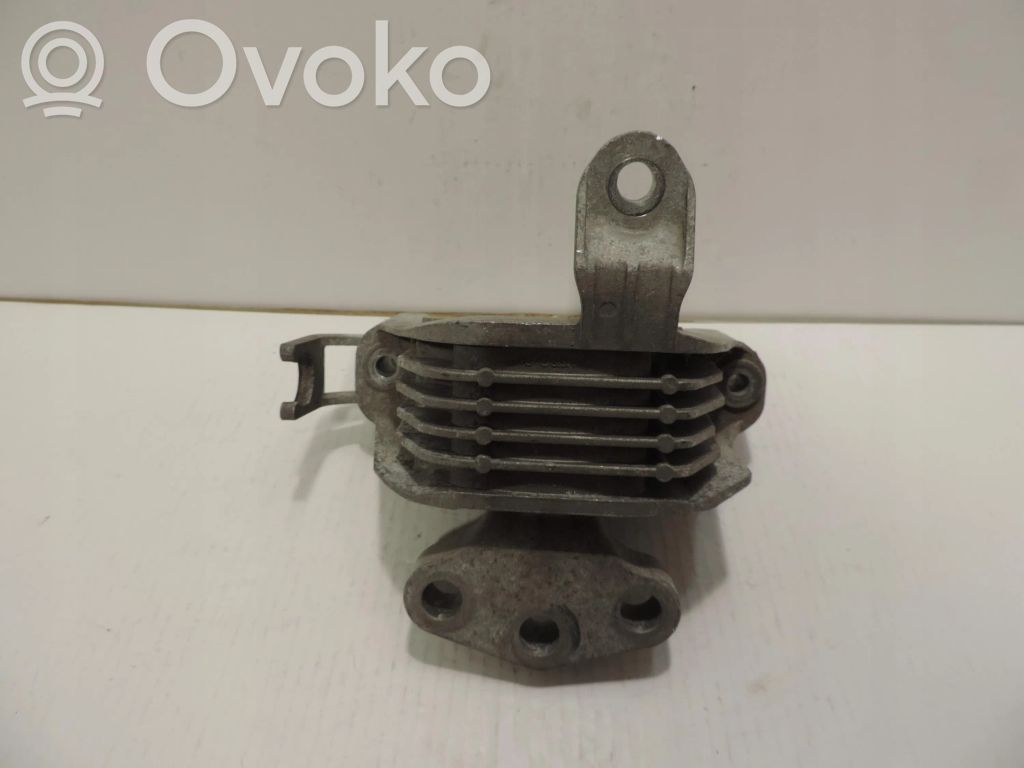 Opel Astra J Engine mount vacuum valve 