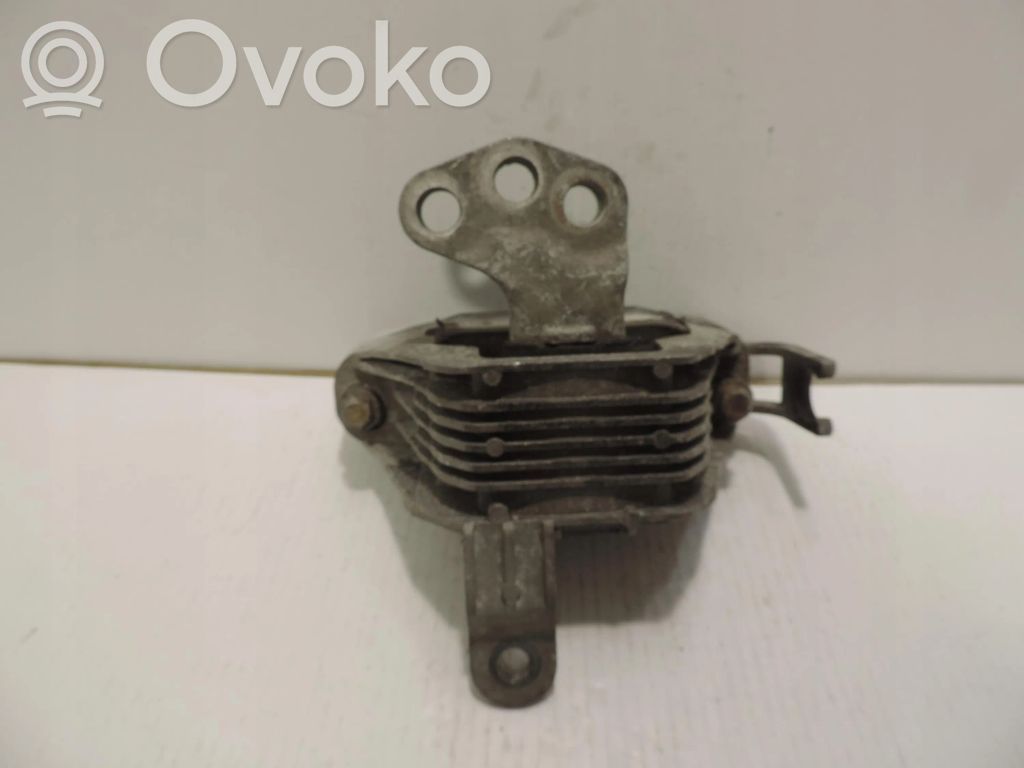 Opel Astra J Engine mount vacuum valve 