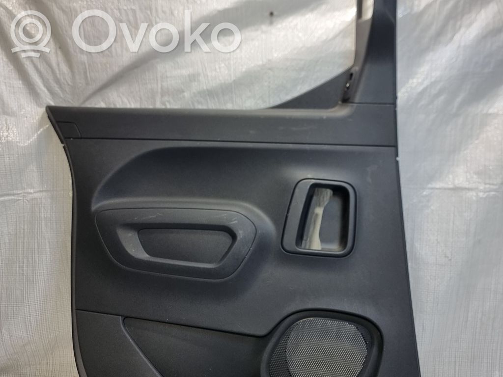 Sliding door card   LEWYCH