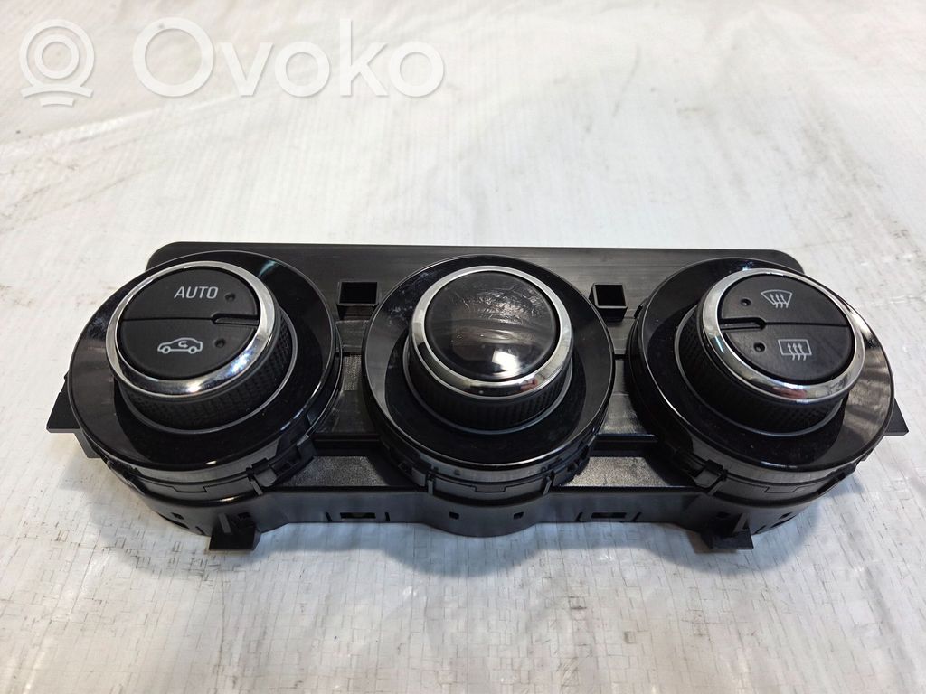 Opel Corsa E Air conditioner control unit module 