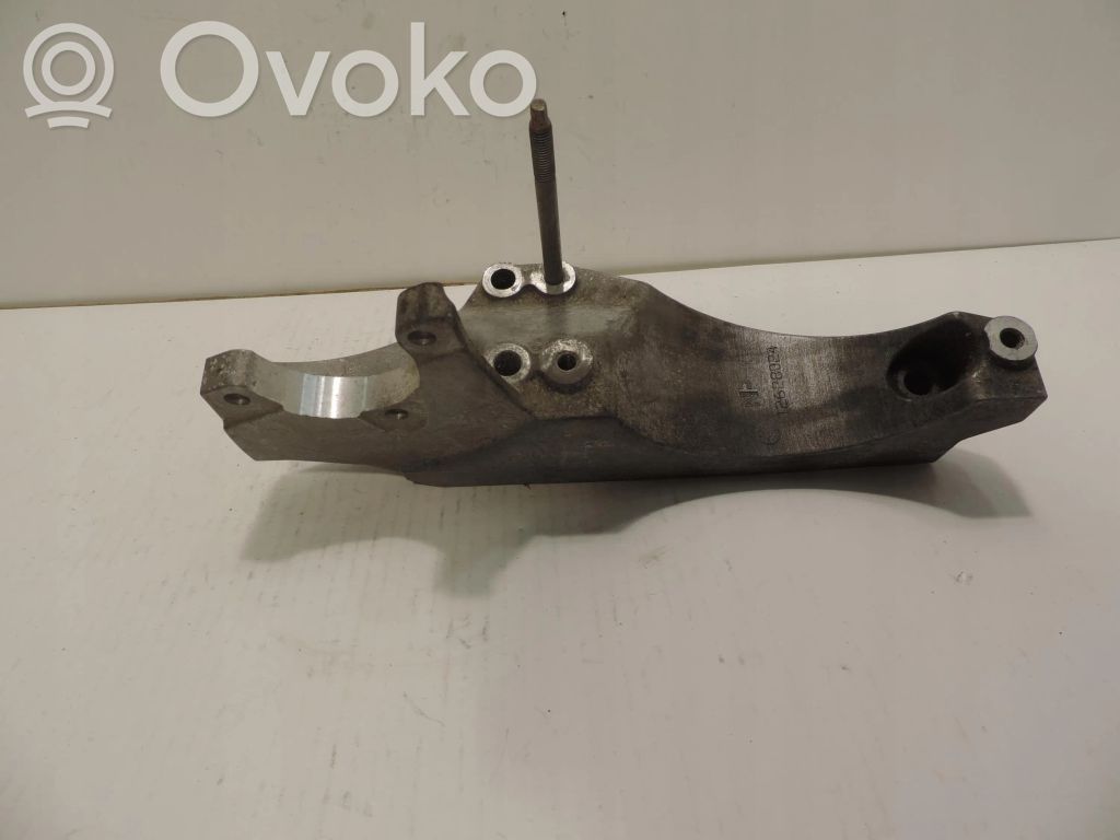 Opel Astra J Generator/alternator bracket 