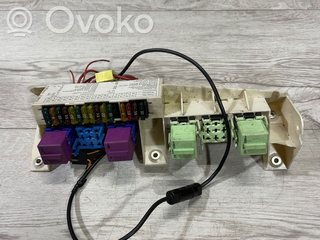 BMW X5 E53 Fuse module 