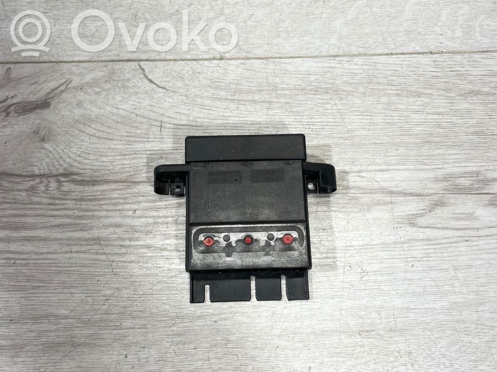 Przekaźnik sterujący prądem   9153418,10688710,17003