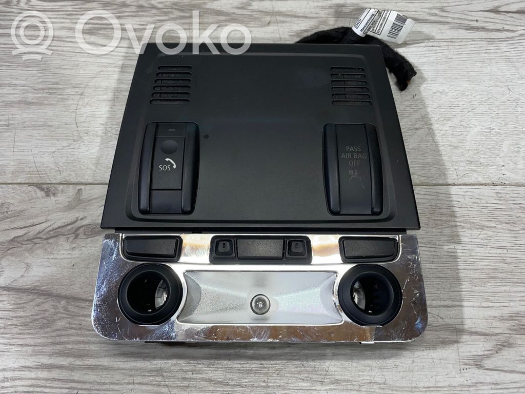 Front seat light   9225503,9209518,6932827