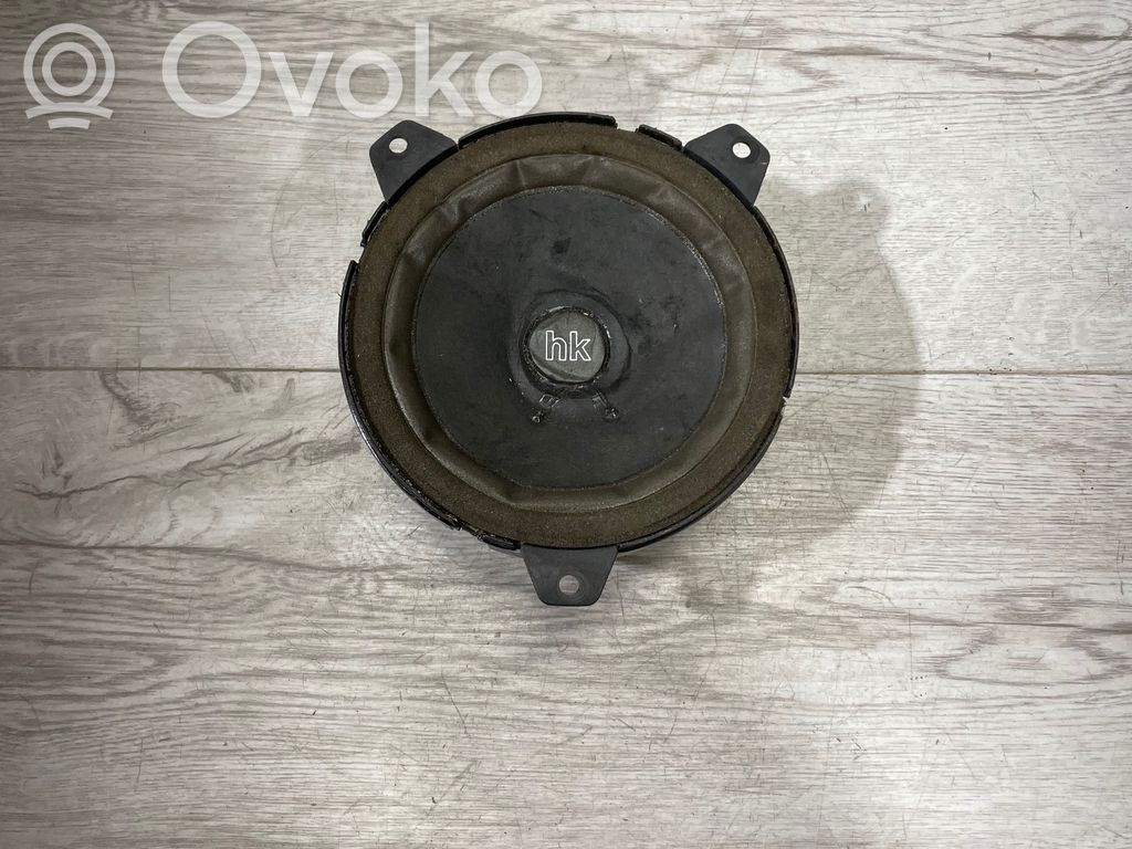 BMW 3 E46 Front door speaker 